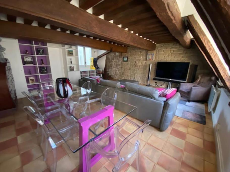 Duplex - Ile Saint Louis Apartment Paris